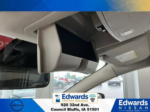 Used 2022 Nissan Rogue Sport SL AWD/4WD image 27