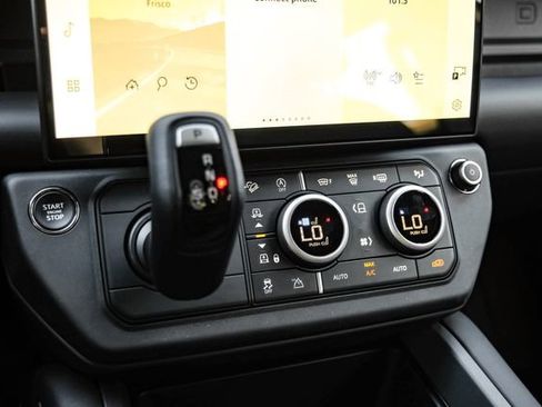 New 2026 Land Rover Defender 110 X-Dynamic SE AWD/4WD image 30