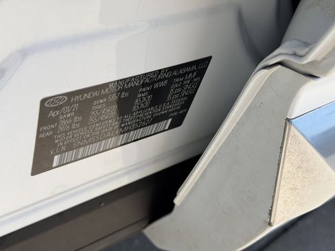 Used 2021 Hyundai Santa Fe Calligraphy image 34