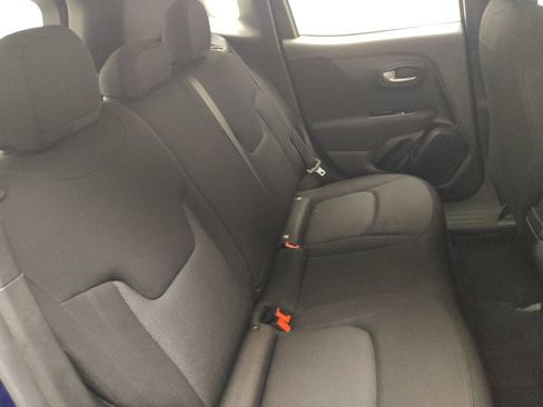 Used 2020 Jeep Renegade Sport image 19