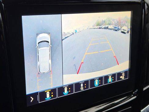 Certified 2021 Chevrolet Traverse RS image 15