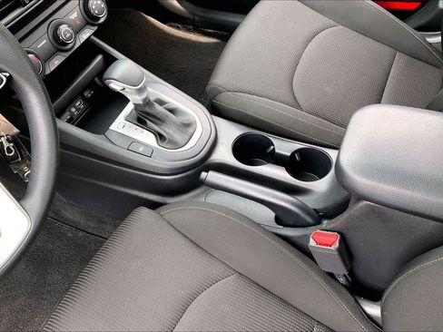Used 2021 Kia Forte LXS FWD image 14