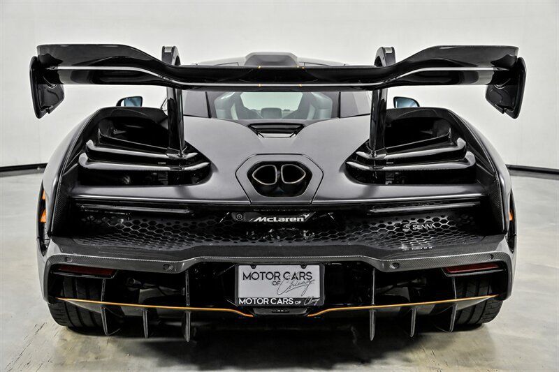 Used 2019 McLaren Senna RWD image 6