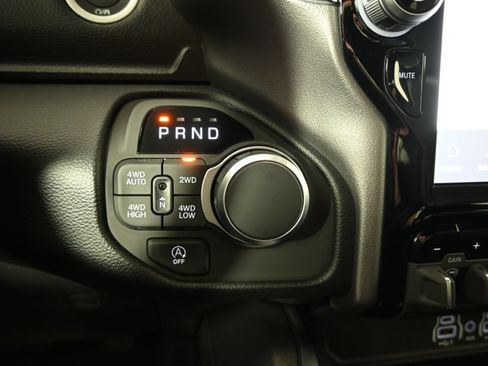 Used 2026 RAM 1500 Big Horn AWD/4WD image 31