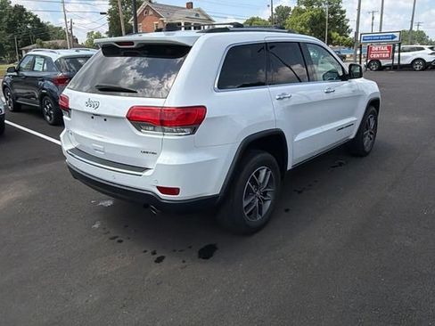 Used 2018 Jeep Grand Cherokee Limited AWD/4WD image 6