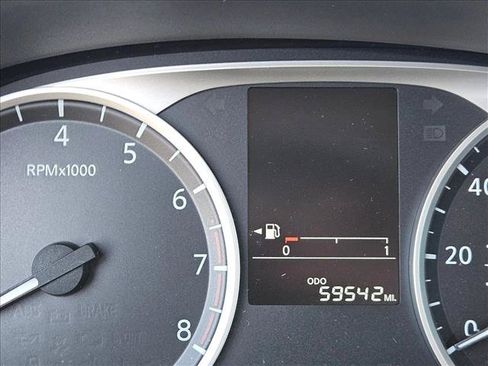 Used 2021 Nissan Kicks S FWD image 9