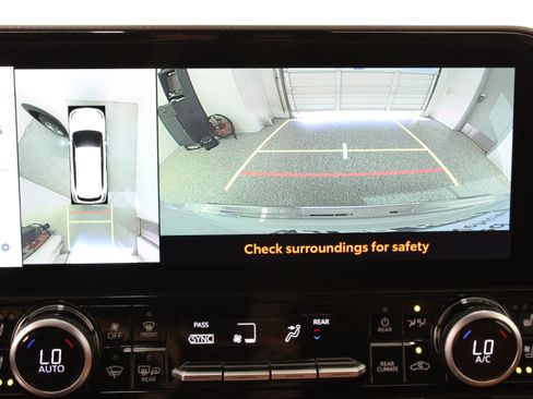 Used 2026 Toyota Highlander Platinum AWD/4WD image 20