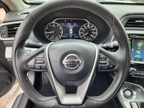 Used 2017 Nissan Maxima 3.5 SL FWD image 9