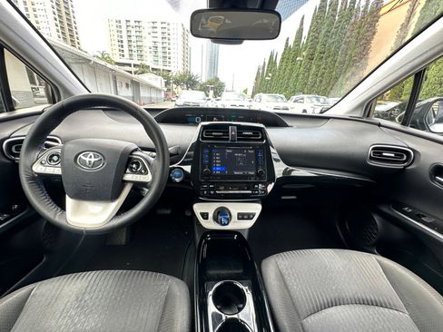 Used 2019 Toyota Prius Prime FWD image 17