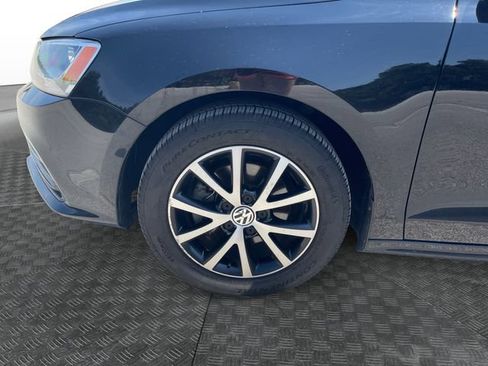 Used 2016 Volkswagen Jetta SE FWD image 14