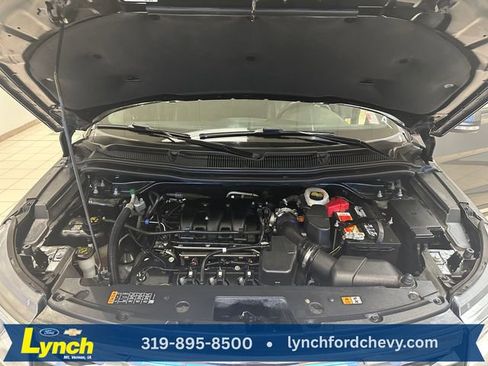 Used 2018 Ford Explorer Limited AWD/4WD image 31
