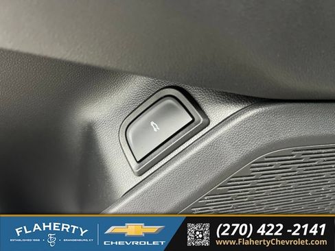 Used 2025 Chevrolet Equinox RS w/ Safety and Technology Package AWD/4WD image 24