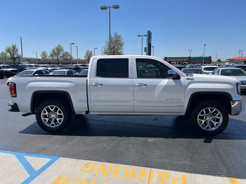 Used 2017 GMC Sierra 1500 SLT AWD/4WD image 49