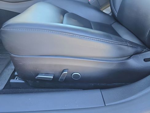 Used 2023 Tesla Model 3 Standard Range image 15