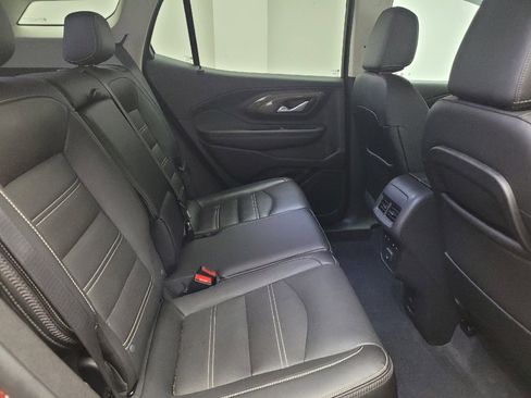 Used 2022 GMC Terrain Denali w/ Denali Premium Package AWD/4WD image 19