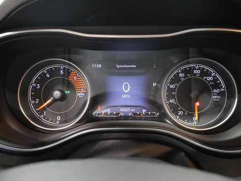 Used 2019 Jeep Cherokee Trailhawk w/ Cold Weather Group image 39