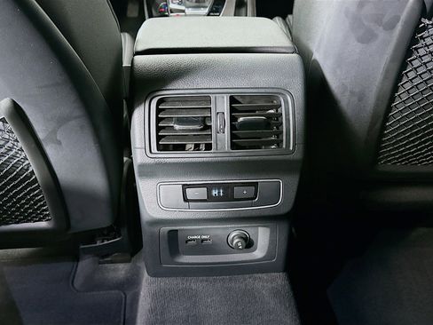 Used 2023 Audi Q5 2.0T Premium Plus w/ Premium Plus Package image 28