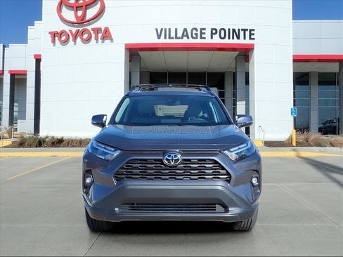 New 2025 Toyota RAV4 XLE Premium image 10