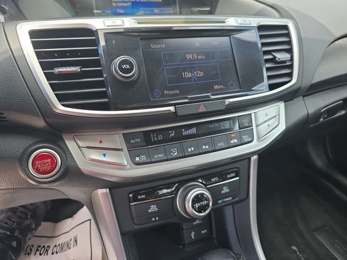 Used 2015 Honda Accord Touring image 22
