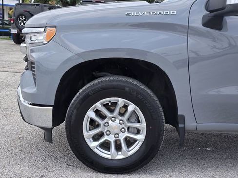Used 2024 Chevrolet Silverado 1500 LT AWD/4WD image 8