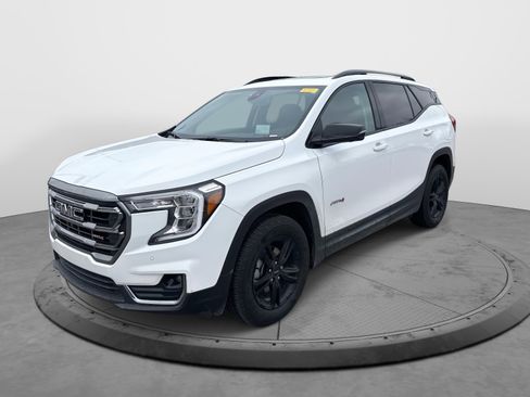 Used 2024 GMC Terrain AT4 w/ Infotainment Package II image 3