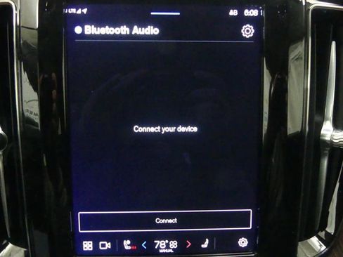 Used 2023 Volvo XC60 B5 Plus w/ Climate Package image 12