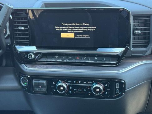 New 2026 GMC Sierra 2500 SLT w/ Max Trailering Package image 9