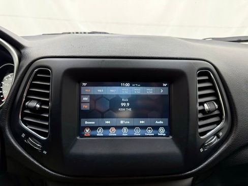 Used 2021 Jeep Compass Sport image 32