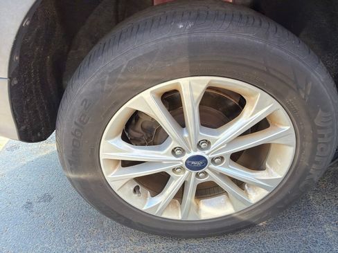 Used 2018 Ford Escape SE AWD/4WD image 8