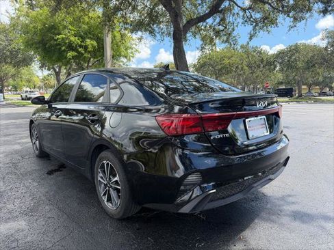 Used 2024 Kia Forte LXS FWD image 3