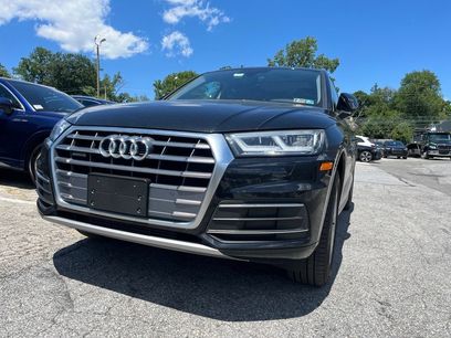 Used 2020 Audi Q5 Premium Plus w/ Premium Plus Package