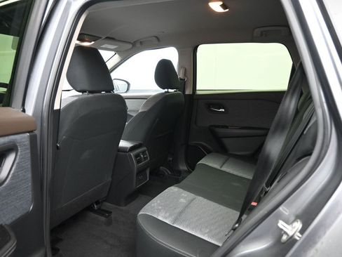 Used 2023 Nissan Rogue SV AWD/4WD image 27