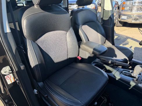 Used 2016 Subaru Forester 2.0XT Premium w/ Popular Package #2 image 36