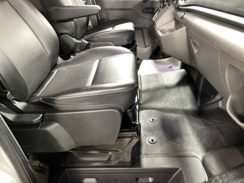 Used 2023 Ford Transit 350 XL image 13
