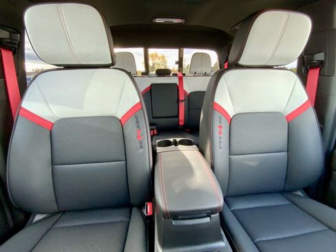 New 2026 GMC Canyon AT4X image 35