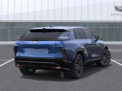 New 2026 Cadillac Lyriq Sport image 4