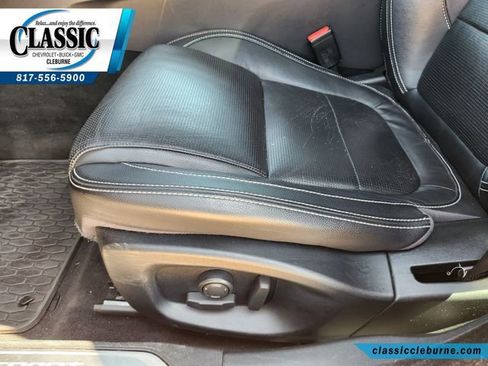 Used 2018 Jaguar XE R-Sport image 24