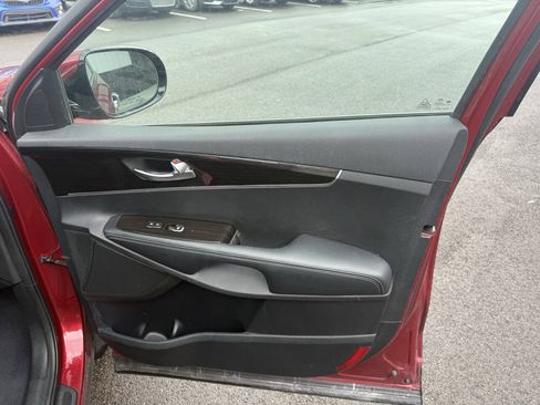 Used 2020 Kia Sorento LX FWD image 13