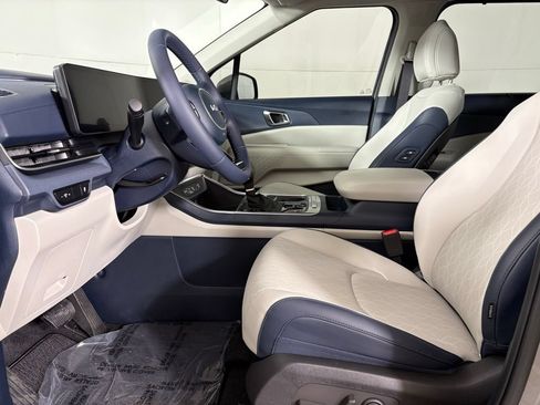 New 2026 Kia Carnival EX FWD image 20