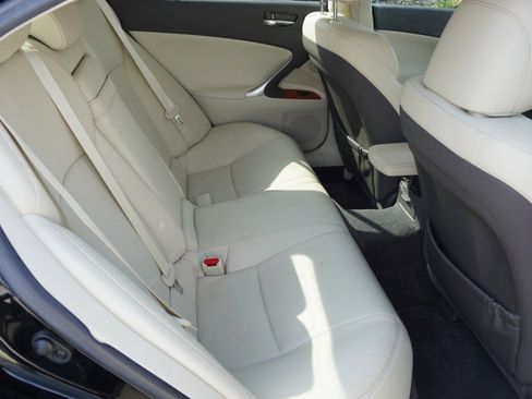 Used 2009 Lexus IS 250 image 12