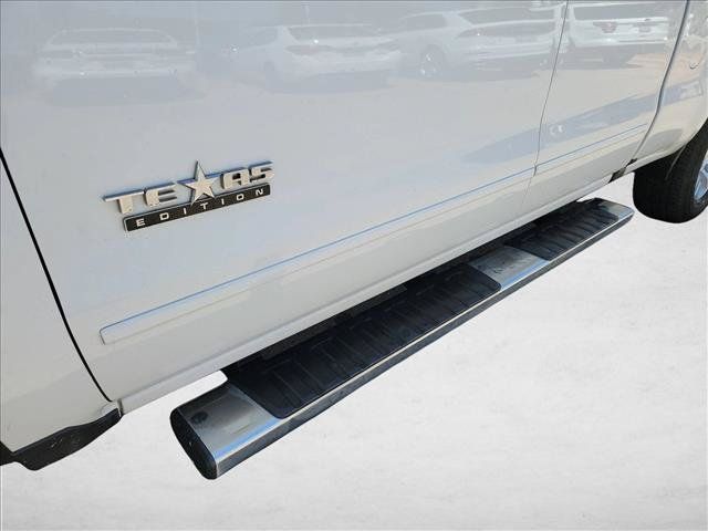 Used 2018 Chevrolet Silverado 1500 LT w/ Texas Edition RWD image 10