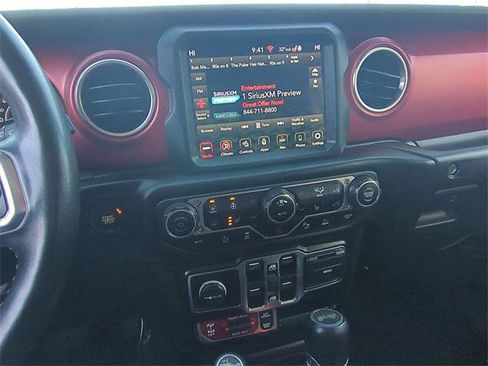 Certified 2022 Jeep Wrangler Unlimited Rubicon w/ Cold Weather Group image 35