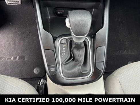 Certified 2025 Kia Soul LX FWD image 16
