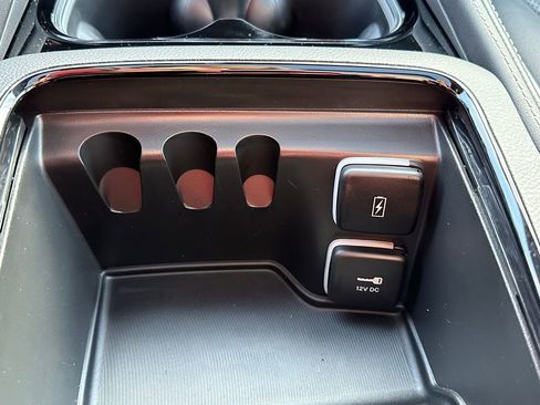 New 2026 Chrysler Pacifica Limited w/ S Appearance Package image 28