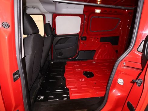 Used 2021 RAM ProMaster City Tradesman SLT FWD image 15