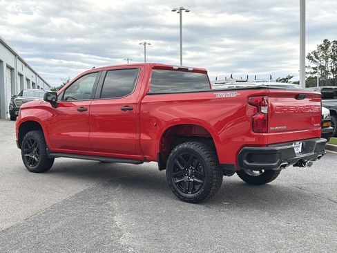 Used 2023 Chevrolet Silverado 1500 Custom Trail Boss AWD/4WD image 18