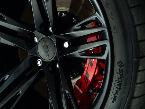 Used 2018 Chevrolet Camaro ZL1 image 22