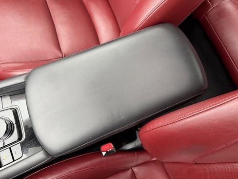 Used 2019 MAZDA MAZDA3 AWD Hatchback w/ Premium Pkg image 26