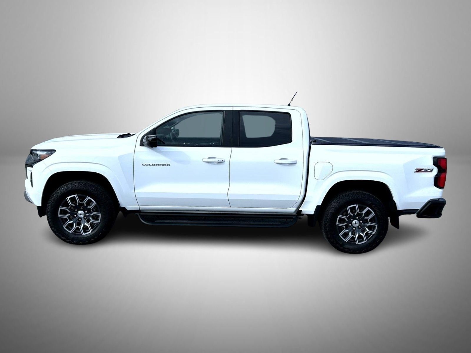 Certified 2024 Chevrolet Colorado Z71 w/ Z71 Convenience Package 2 AWD/4WD image 8