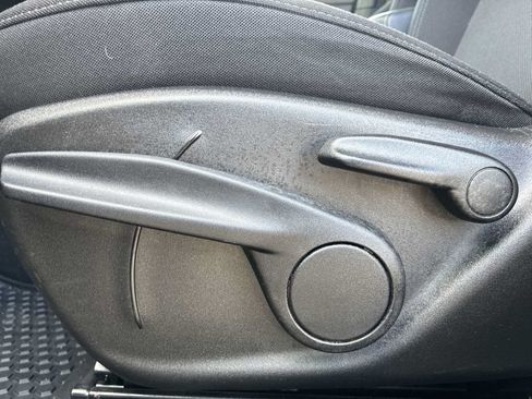 Certified 2023 Jeep Renegade Latitude AWD/4WD image 14